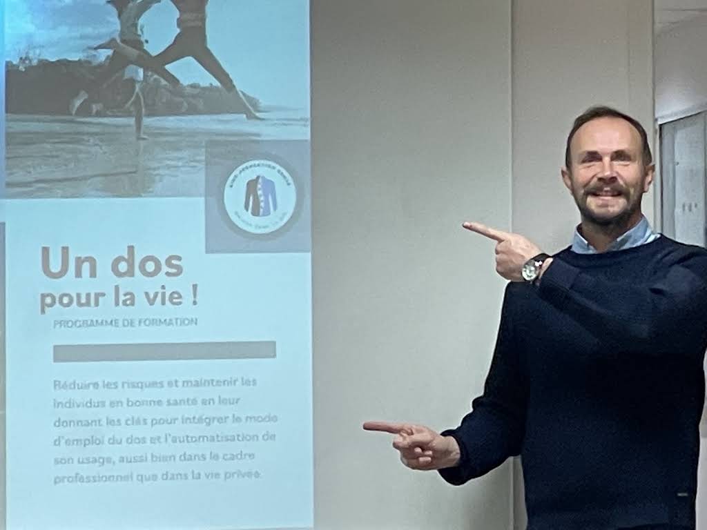 Renaud Mercier présentant le programme KPS Un dos pour la vie